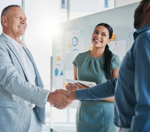 B2B CRM pipeline and sales analytics